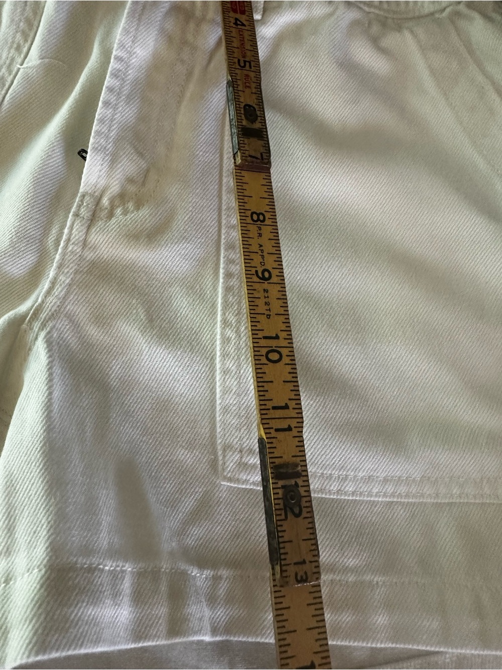 GAP Women's Cream High-Rise Utility Shorts - Picture 8 of 9
